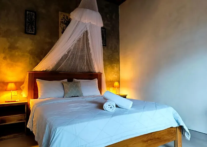 Artomoro Bali 2*