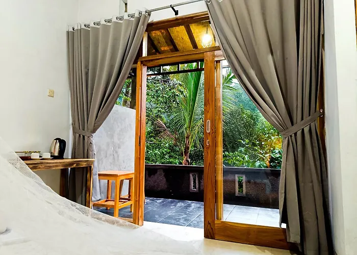 Artomoro Bali Munduk
