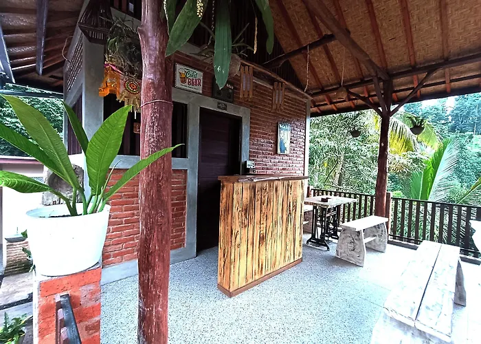 Artomoro Bali