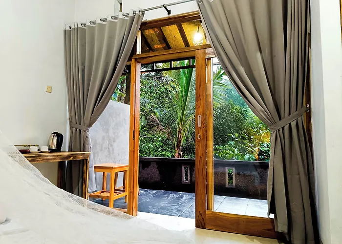 Artomoro Bali Munduk