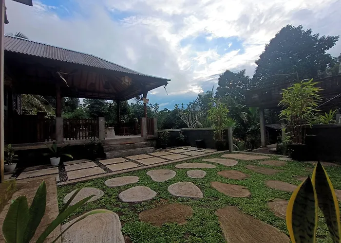 Artomoro Bali